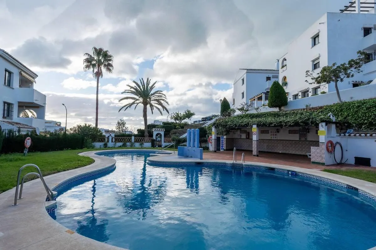 La Casa Bonita - Newly Renovated 2Br Apt With Private Terrace 贝纳尔马德纳 西班牙